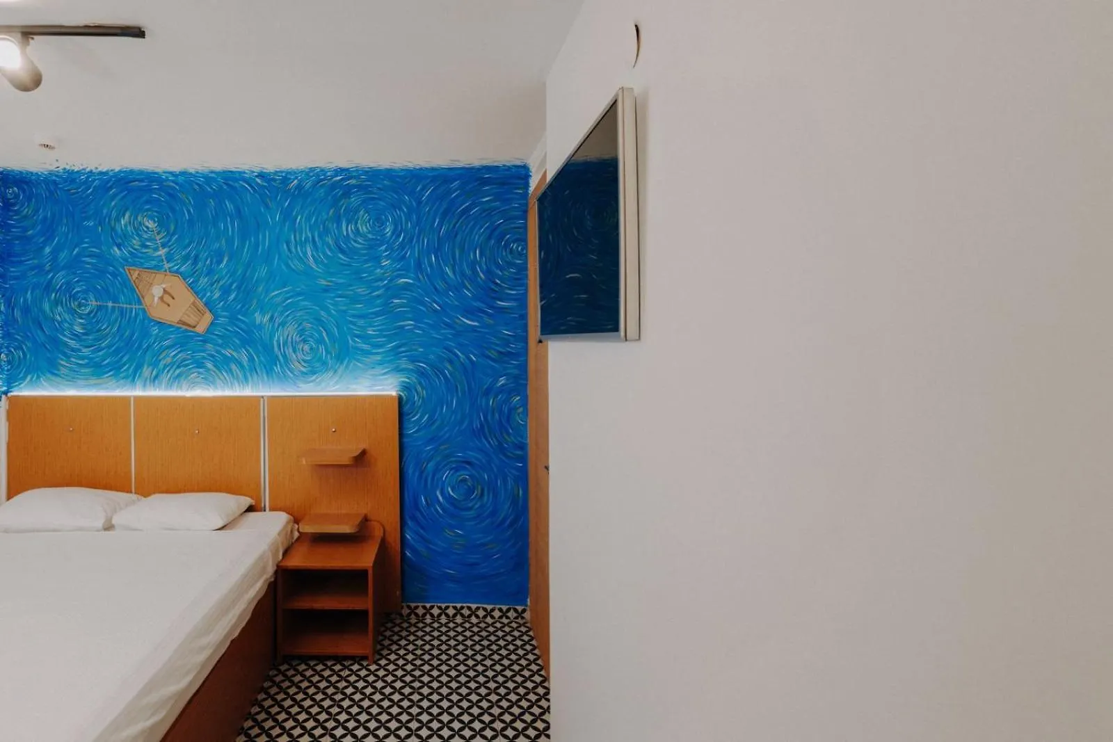 Deniz Pansiyon Izmir Hotel